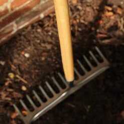 Kent & Stowe Stainless Steel Long Handled Soil Rake -Outdoor Garden Care Shop 1031059 4