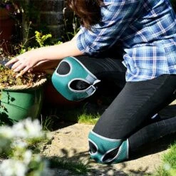 Burgon & Ball Evergreen Kneelo® Knee Pads 5 Burgon & Ball Evergreen Kneelo® Knee Pads -Outdoor Garden Care Shop 1171506 3